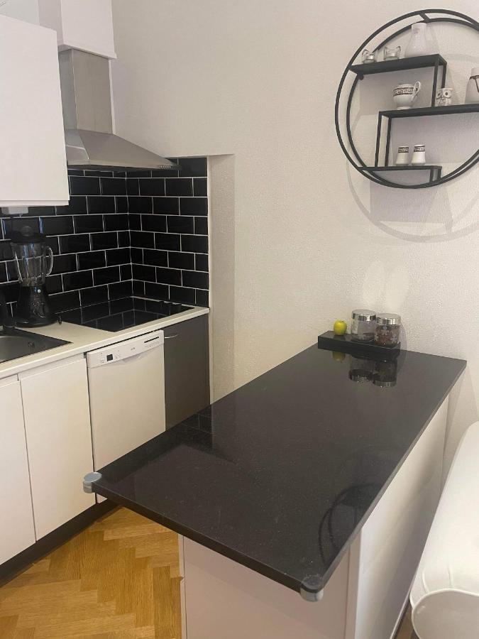 Nyrenoverad Lagenhet Åhus エクステリア 写真